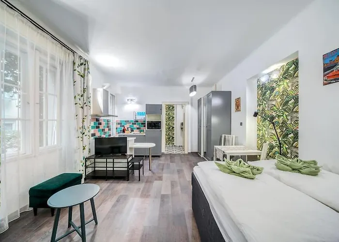 Danube Bank Hideaway