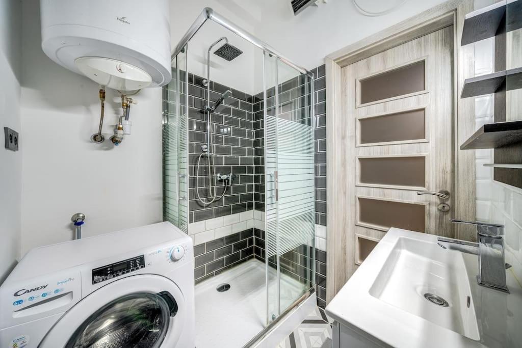 Danube Bank Hideaway Budapest